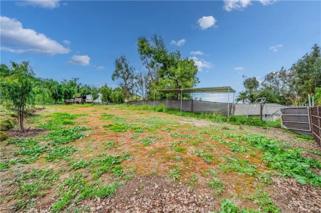 20705 Onaknoll, Lake Mathews, CA 92570