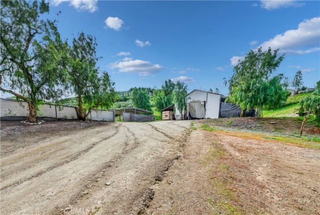 20705 Onaknoll, Lake Mathews, CA 92570