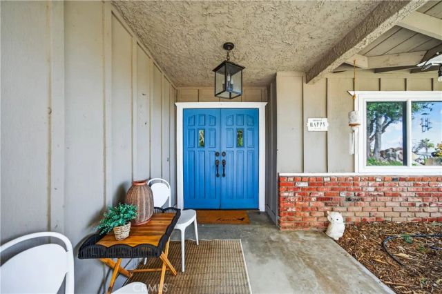 20705 Onaknoll, Lake Mathews, CA 92570