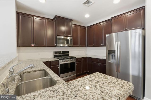 235 CARSON TER, Huntingdon Valley, PA 19006