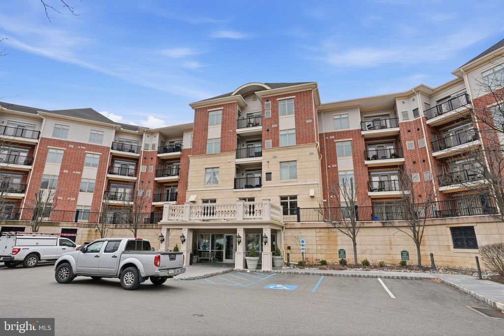 235 CARSON TER, Huntingdon Valley, PA 19006