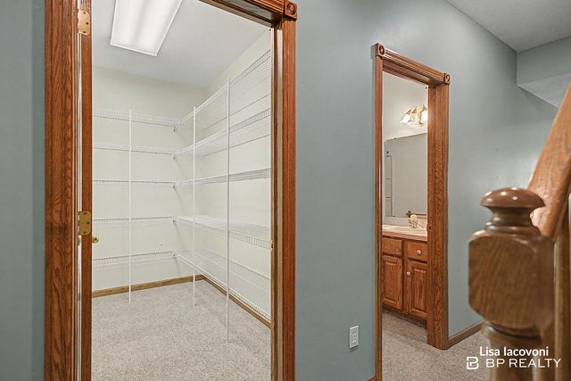 3813 Kinview Street Nw, City Of Walker, MI 49534