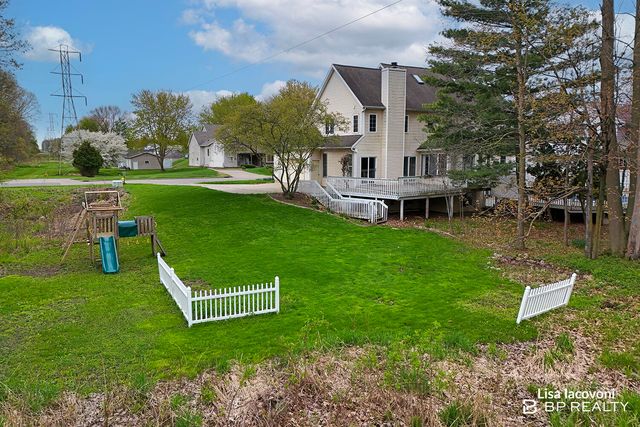 3813 Kinview Street Nw, City Of Walker, MI 49534