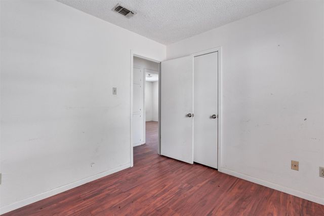 1113 Lawson LN, Austin, TX 78702