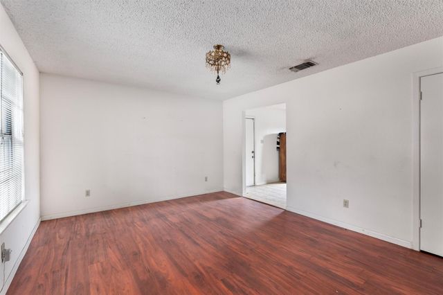 1113 Lawson LN, Austin, TX 78702