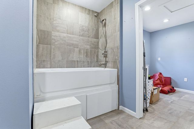 8697 Kristen Circle, Mabelvale, AR 72103