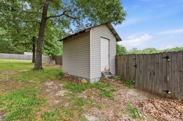 8697 Kristen Circle, Mabelvale, AR 72103