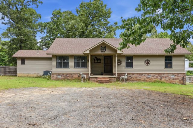 8697 Kristen Circle, Mabelvale, AR 72103