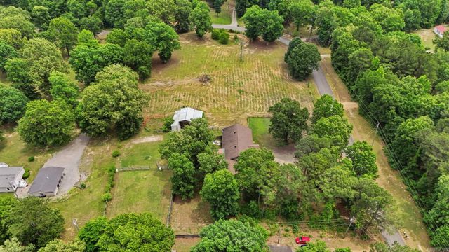 8697 Kristen Circle, Mabelvale, AR 72103