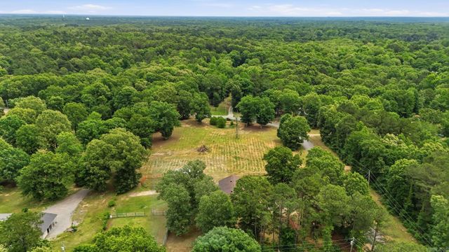 8697 Kristen Circle, Mabelvale, AR 72103