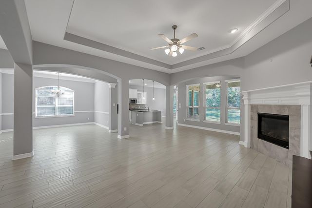 17585 Country Meadow, Magnolia, TX 77355