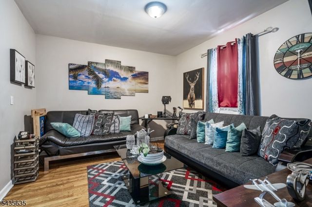 409 Ogden Pl, Perth Amboy City, NJ 08861
