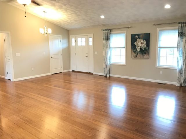 36 Abatecola Way, Johnston, RI 02919