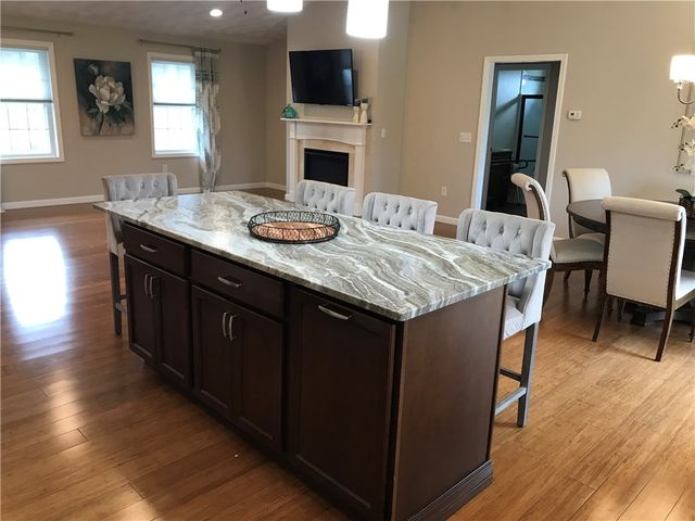 36 Abatecola Way, Johnston, RI 02919