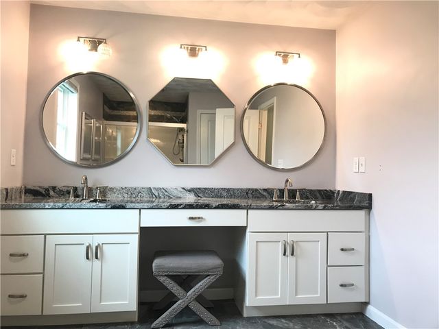 36 Abatecola Way, Johnston, RI 02919