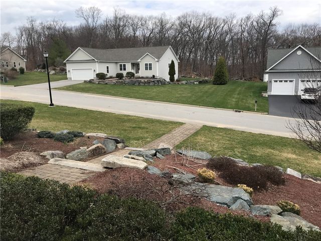 36 Abatecola Way, Johnston, RI 02919