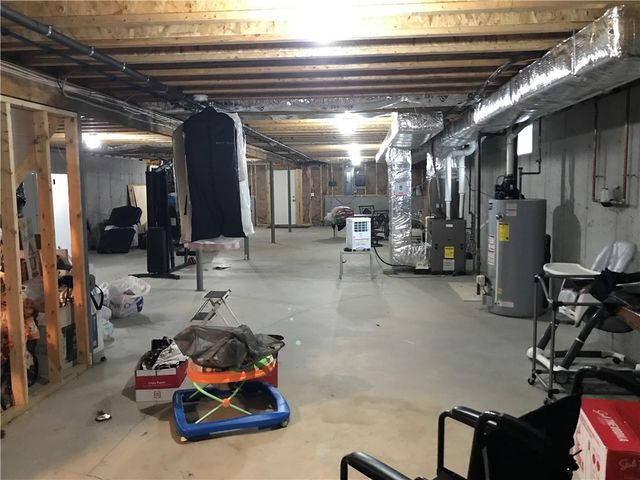 36 Abatecola Way, Johnston, RI 02919