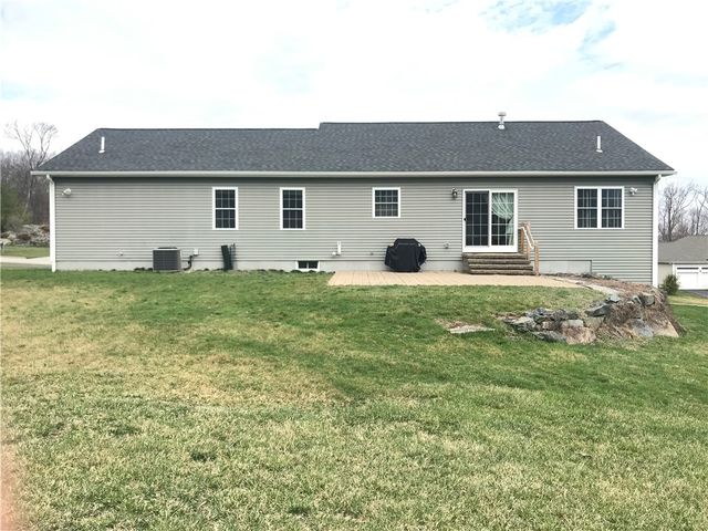 36 Abatecola Way, Johnston, RI 02919