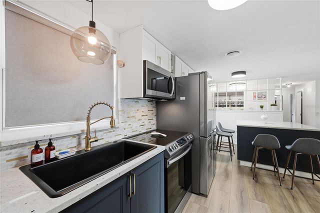 4107 MAGNOLIA DRIVE, Ellenton, FL 34222