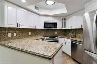 8205 Lake Drive 103, Doral, FL 33166