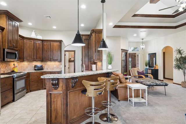 2267 Sandpiper Drive, Blanchard, OK 73010