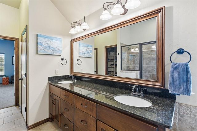 2267 Sandpiper Drive, Blanchard, OK 73010
