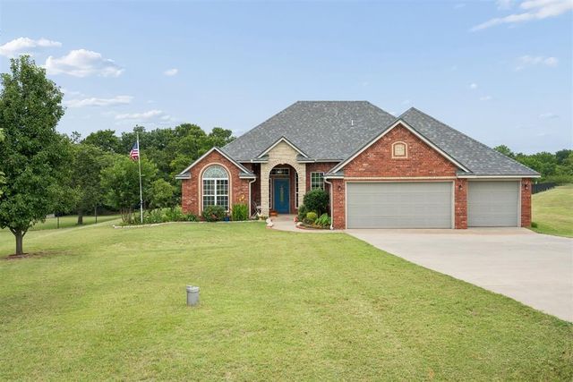 2267 Sandpiper Drive, Blanchard, OK 73010