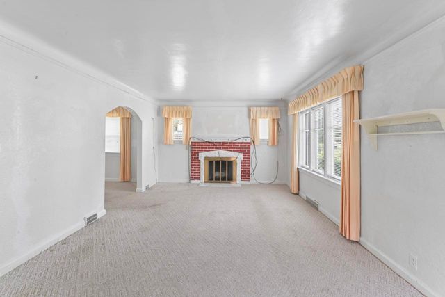 1018 Lafayette Street, Flint, MI 48503