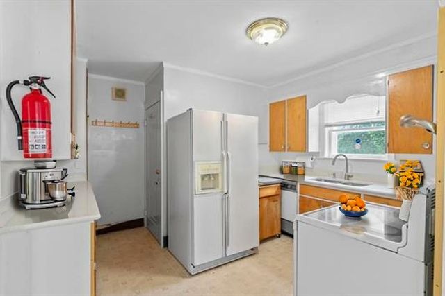 1018 Lafayette Street, Flint, MI 48503