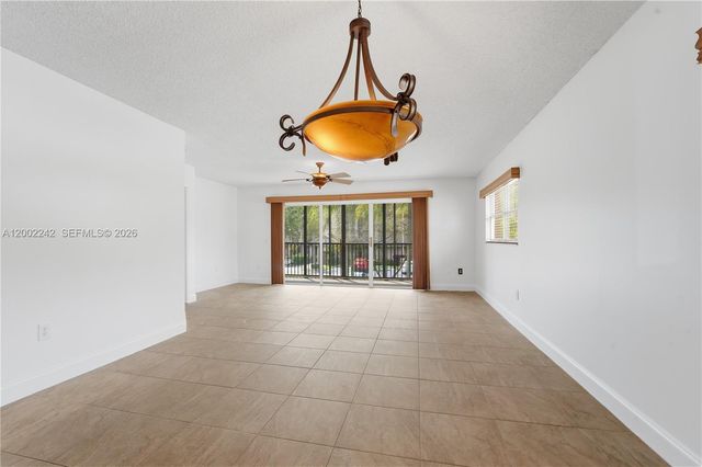700 SW 137th Avenue 215H, Pembroke Pines, FL 33027