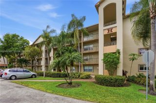 700 SW 137th Avenue 215H, Pembroke Pines, FL 33027