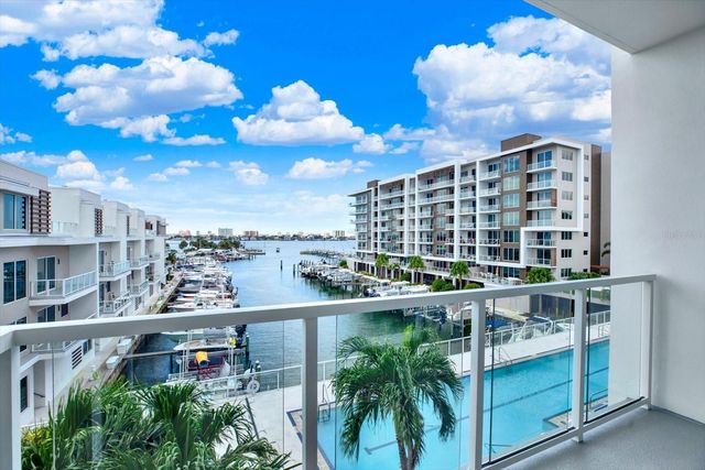 900 N OSCEOLA AVENUE 401, Clearwater, FL 33755