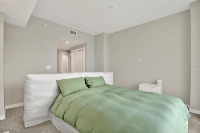 900 N OSCEOLA AVENUE 401, Clearwater, FL 33755