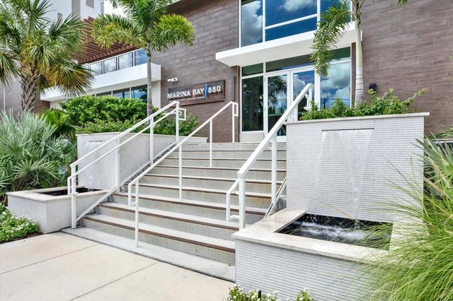 900 N OSCEOLA AVENUE 401, Clearwater, FL 33755