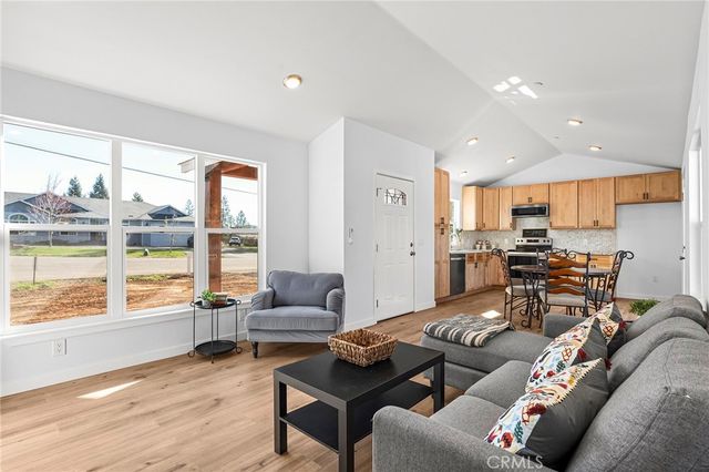 6811 Rexdale, Paradise, CA 95969