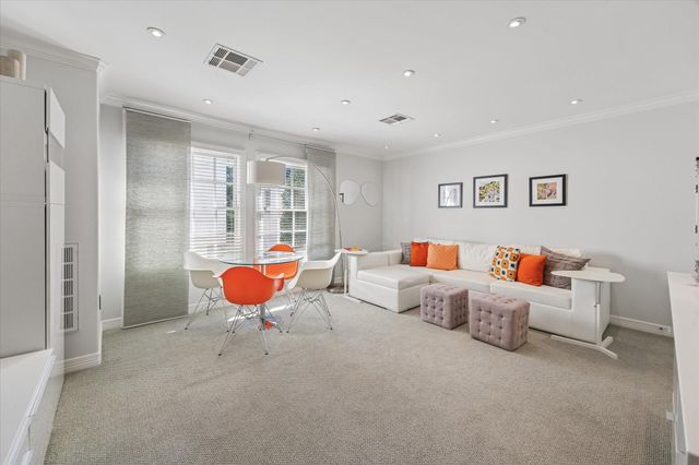 2926 Quenby Avenue, West University Place, TX 77005