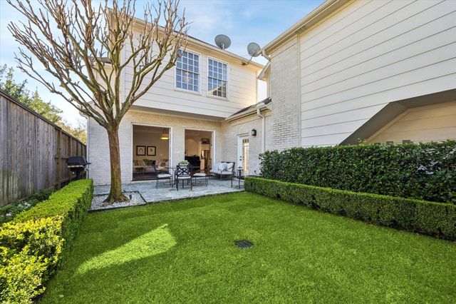 2926 Quenby Avenue, West University Place, TX 77005