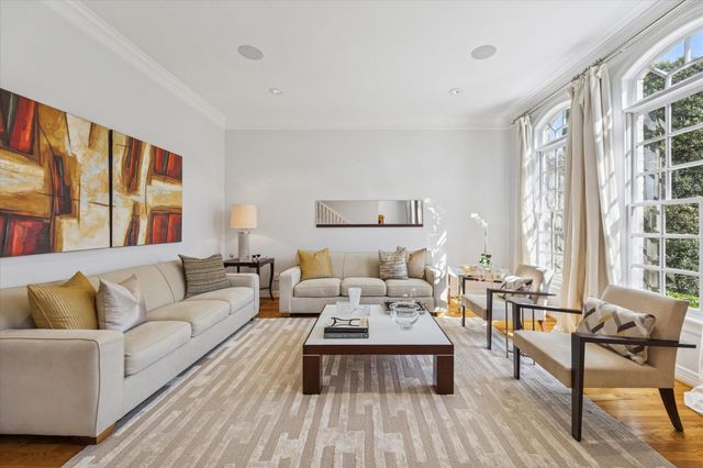 2926 Quenby Avenue, West University Place, TX 77005