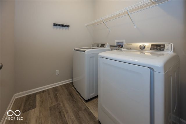 4267 Red Barn Drive, Whitestown, IN 46075