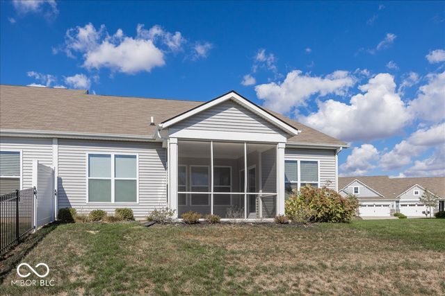 4267 Red Barn Drive, Whitestown, IN 46075