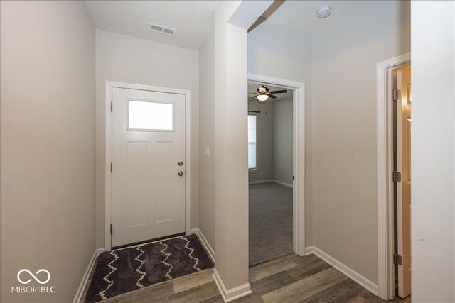 4267 Red Barn Drive, Whitestown, IN 46075