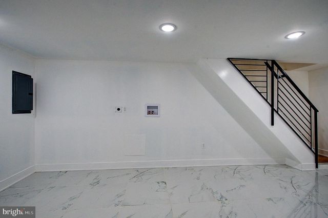 5736 REEDLAND ST, Philadelphia, PA 19143