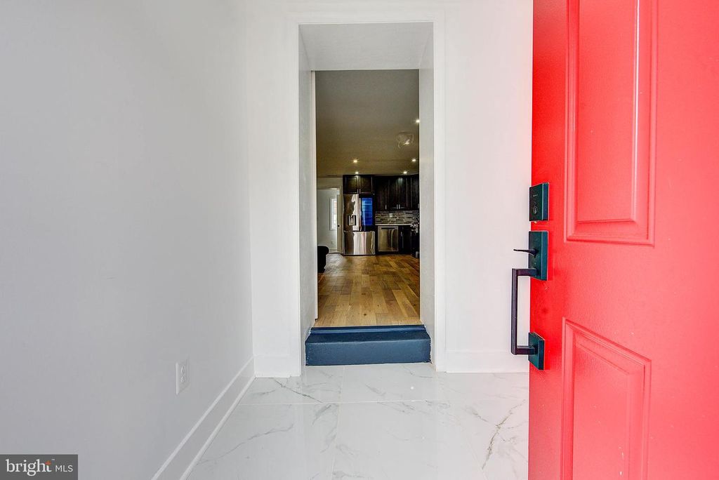 5736 REEDLAND ST, Philadelphia, PA 19143