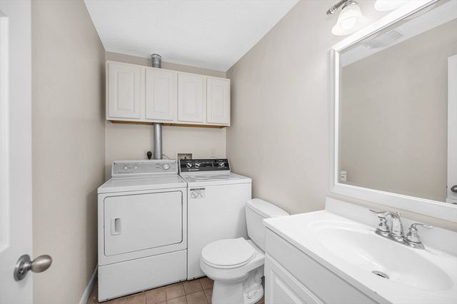 1461 Pawtucket Boulevard A2, Lowell, MA 01854