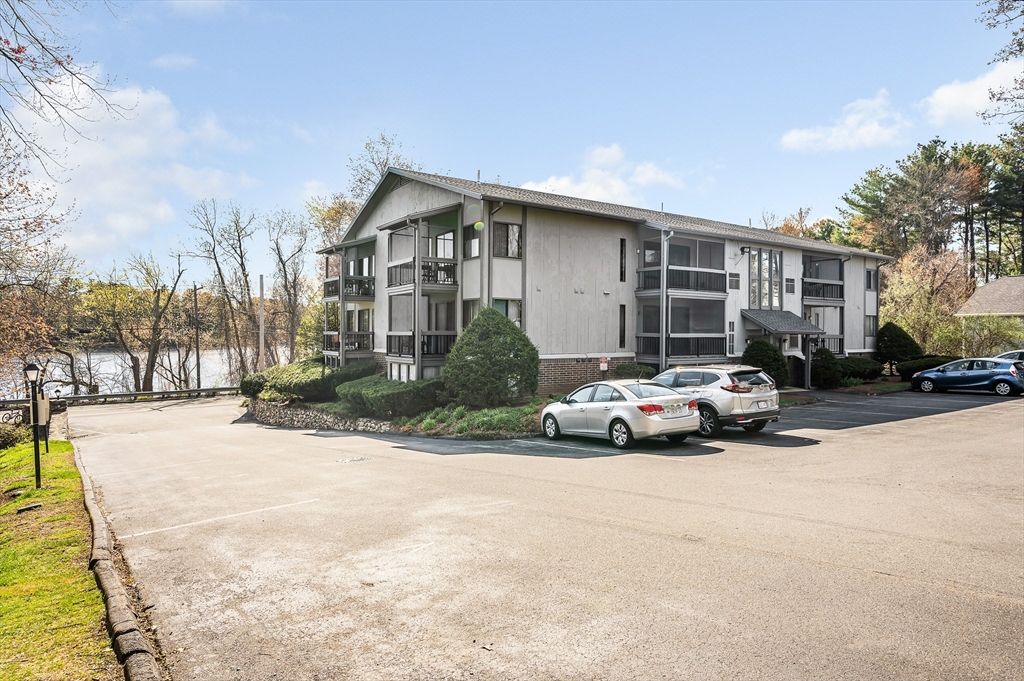 1461 Pawtucket Boulevard A2, Lowell, MA 01854