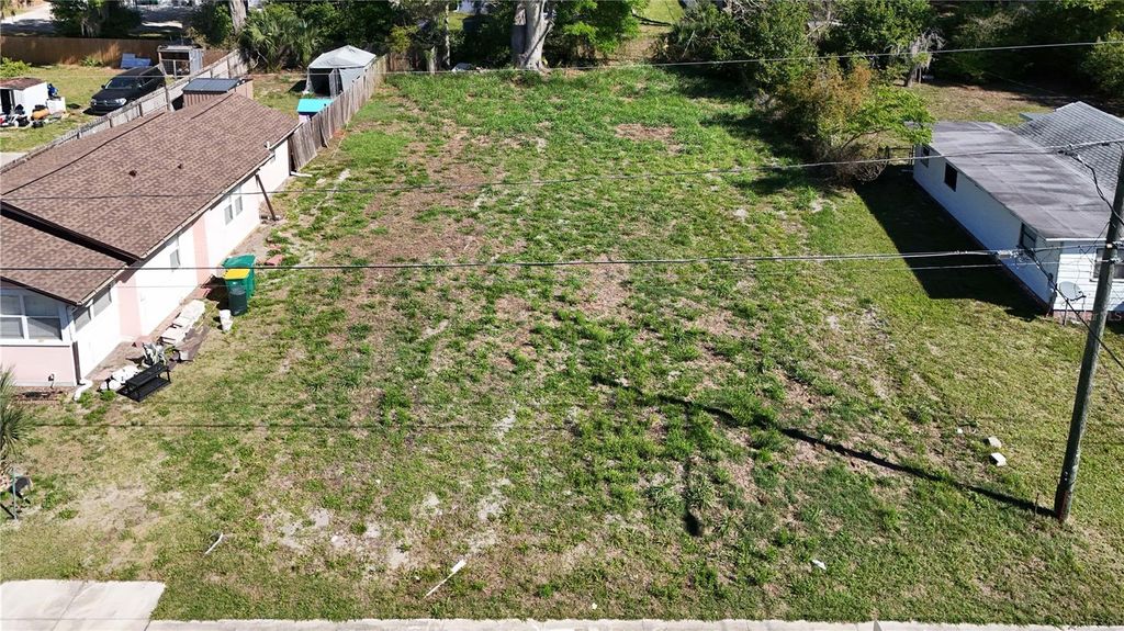 E HAZZARD, Eustis, FL 32726