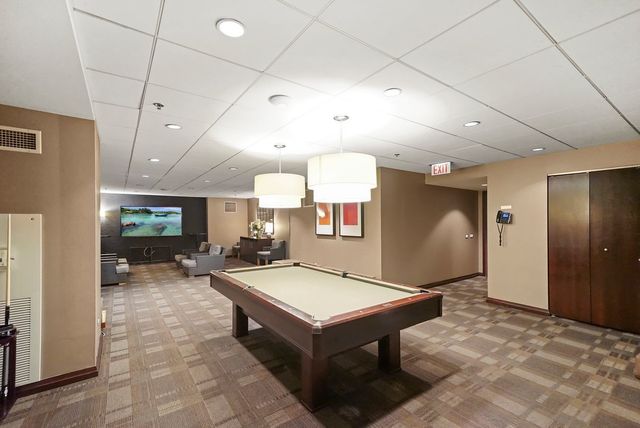 33 W Ontario Street 25B, Chicago, IL 60654