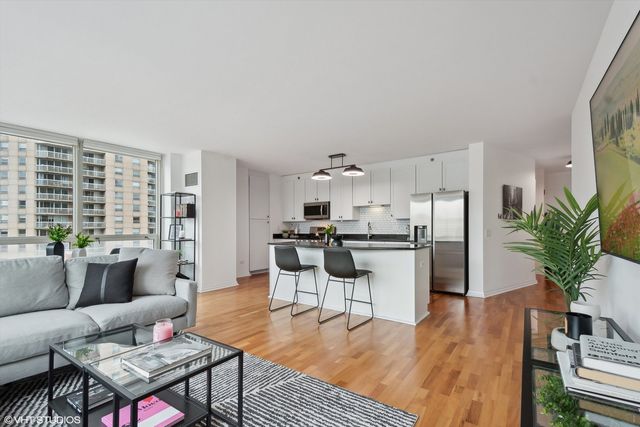 33 W Ontario Street 25B, Chicago, IL 60654