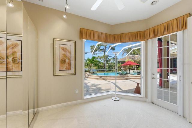 8112 COLLINGWOOD COURT, University Park, FL 34201