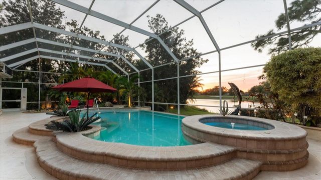 8112 COLLINGWOOD COURT, University Park, FL 34201